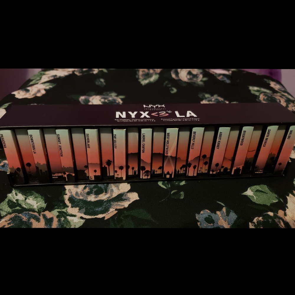 NYX <3's LA Eyeshadow Set